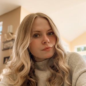 Meet your Posher, Hannah